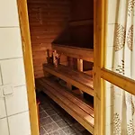 Апартаменты Old Town For Families & Groups - Rueuetli 29