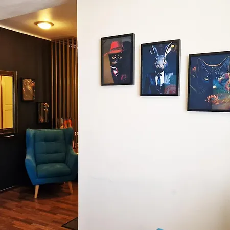 Old Town Apartments For Families & Groups - Rueuetli 29 Apartment Parnu